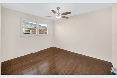 591 Paxton Avenue, Calumet City, IL 60409 - Photo 7