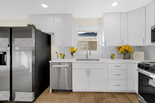 591 Paxton Ave, Calumet City, IL 60409 - Photo 15