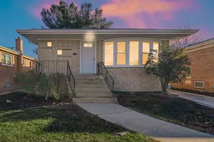 591 Paxton Ave, Calumet City, IL 60409 - Photo 1