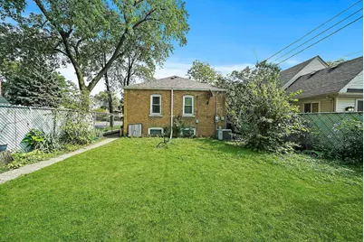 5700 S Neenah Avenue, Chicago, IL 60638 - Photo 3