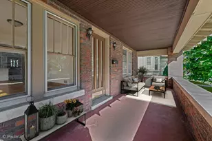 418 S Hough St, Barrington, IL 60010 - Photo 3