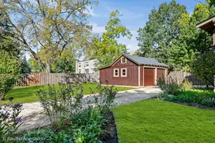 418 S Hough St, Barrington, IL 60010 - Photo 21