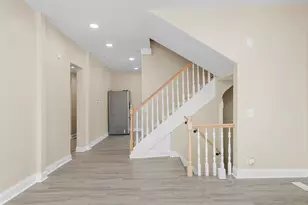 811 S 7th Ave, Maywood, IL 60153 - Photo 7