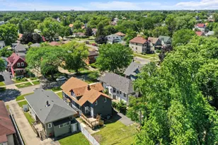 811 S 7th Ave, Maywood, IL 60153 - Photo 3