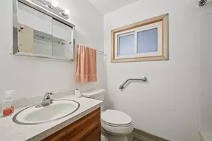 4432 S Hermitage Ave, Chicago, IL 60609 - Photo 7