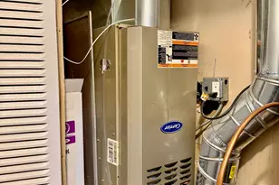 6906 W 91st St, Bridgeview, IL 60455 - Photo 19