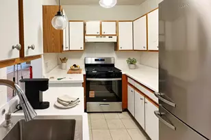 5953 N Greenview Ave, Chicago, IL 60660 - Photo 7