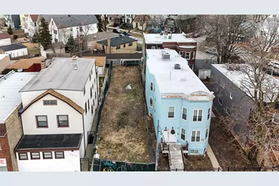 3675 N Elston Avenue, Chicago, IL 60618 - Photo 1