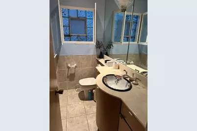 4050 W Columbia Avenue, Lincolnwood, IL 60712 - Photo 5