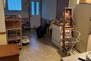 4050 W Columbia Ave, Lincolnwood, IL 60712 - Photo 3