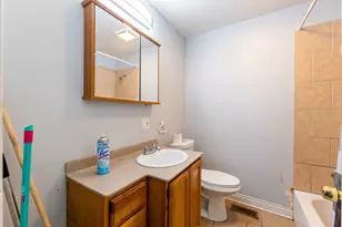 7508 W 59th St, Summit, IL 60501 - Photo 23