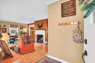 1401 W Healey St, Champaign, IL 61821 - Photo 5