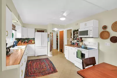 1401 W Healey Street, Champaign, IL 61821 - Photo 11