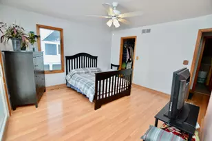 3321 N Bayview Ln, McHenry, IL 60051 - Photo 13