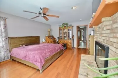 3321 N Bayview Lane, McHenry, IL 60051 - Photo 19