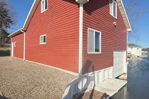 3321 N Bayview Ln, McHenry, IL 60051 - Photo 39