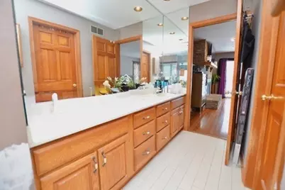 3321 N Bayview Lane, McHenry, IL 60051 - Photo 11