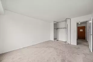 1415 E Central Rd, Arlington Heights, IL 60005 - Photo 15