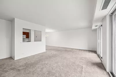 1415 E Central Road #306A, Arlington Heights, IL 60005 - Photo 5