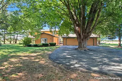 15758 County Line Road, Capron, IL 61012 - Photo 37