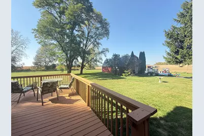 15758 County Line Road, Capron, IL 61012 - Photo 7