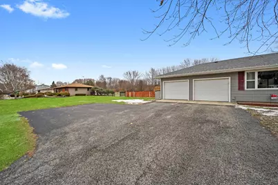 84 E Rickard Drive, Oswego, IL 60543 - Photo 29