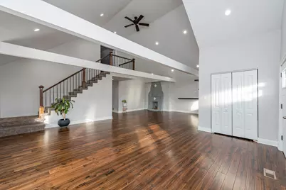 33715 N Lake Shore Drive, Grayslake, IL 60030 - Photo 5