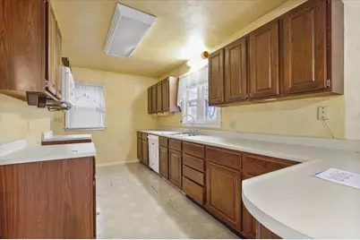 7 Walker Drive, Bloomington, IL 61701 - Photo 7