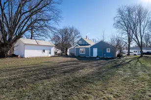 505 W North St, Stanford, IL 61774 - Photo 29