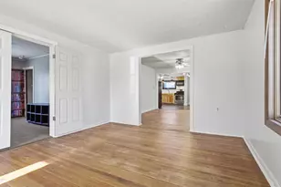 505 W North St, Stanford, IL 61774 - Photo 7