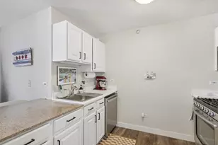 545 N Dearborn St, Chicago, IL 60654 - Photo 9