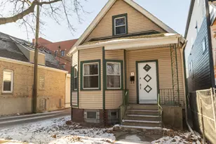 2814 N Maplewood Ave, Chicago, IL 60618 - Photo 1