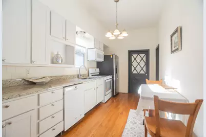 2814 N Maplewood Avenue, Chicago, IL 60618 - Photo 11