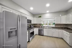 716 Ayers St, Bolingbrook, IL 60440 - Photo 15