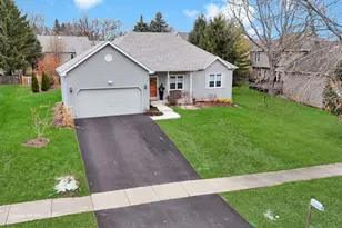 716 Ayers St, Bolingbrook, IL 60440 - Photo 3
