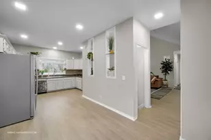 716 Ayers St, Bolingbrook, IL 60440 - Photo 17