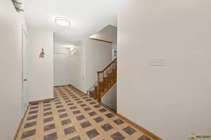 220 Osage Ln, Buffalo Grove, IL 60089 - Photo 19