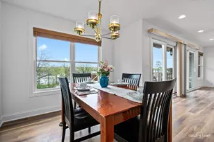 4520 W Shore Dr, Wonder Lake, IL 60097 - Photo 11