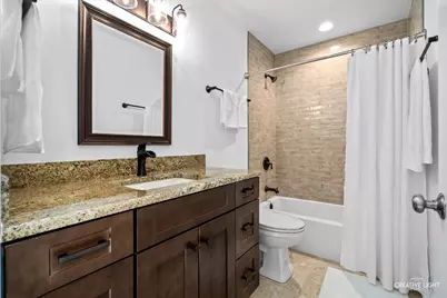 4520 W Shore Drive, Wonder Lake, IL 60097 - Photo 25