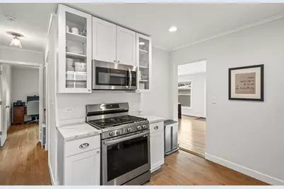 6100 N Overhill Avenue, Chicago, IL 60631 - Photo 7