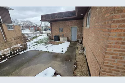 4410 W 81st Place, Chicago, IL 60652 - Photo 3