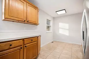 124 S Reed St, Joliet, IL 60436 - Photo 5