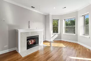 512 E Oakwood Blvd, Chicago, IL 60653 - Photo 5