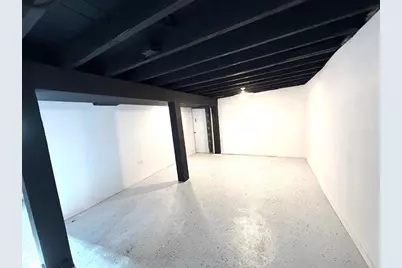 2142 S Trumbull Avenue, Chicago, IL 60623 - Photo 15