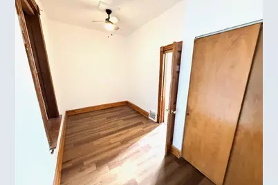 2142 S Trumbull Avenue, Chicago, IL 60623 - Photo 5