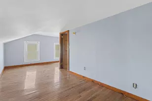 541 4th Ave, Aurora, IL 60505 - Photo 9