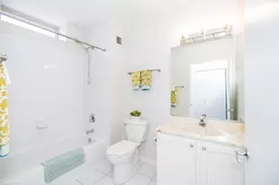 645 N Kingsbury St, Chicago, IL 60654 - Photo 23