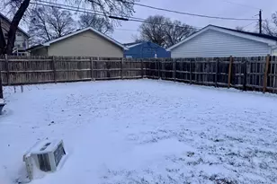 807 Spruce St, Aurora, IL 60506 - Photo 23