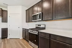 1270 Wild Tulip Cir, Bartlett, IL 60103 - Photo 21