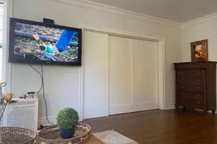 1215 W Lunt Ave, Chicago, IL 60626 - Photo 11